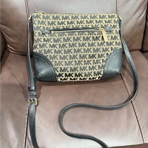Michael Kors Fallon Medium Black Crossbody Bag